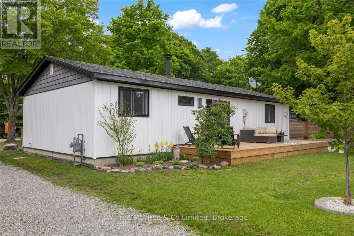 38 ALLISTER PLACE - Image 3