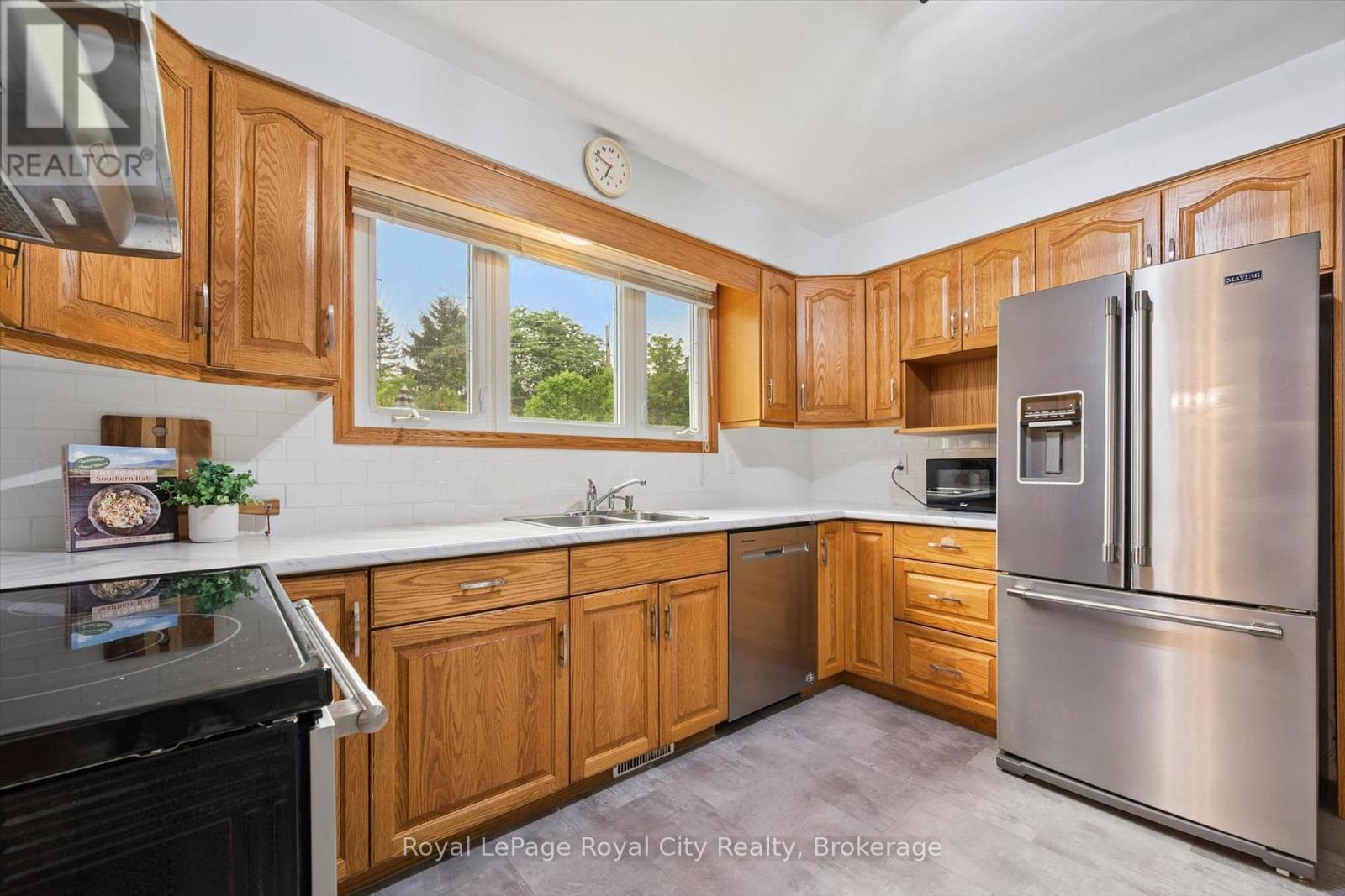 30 WESTMINSTER AVENUE - 14