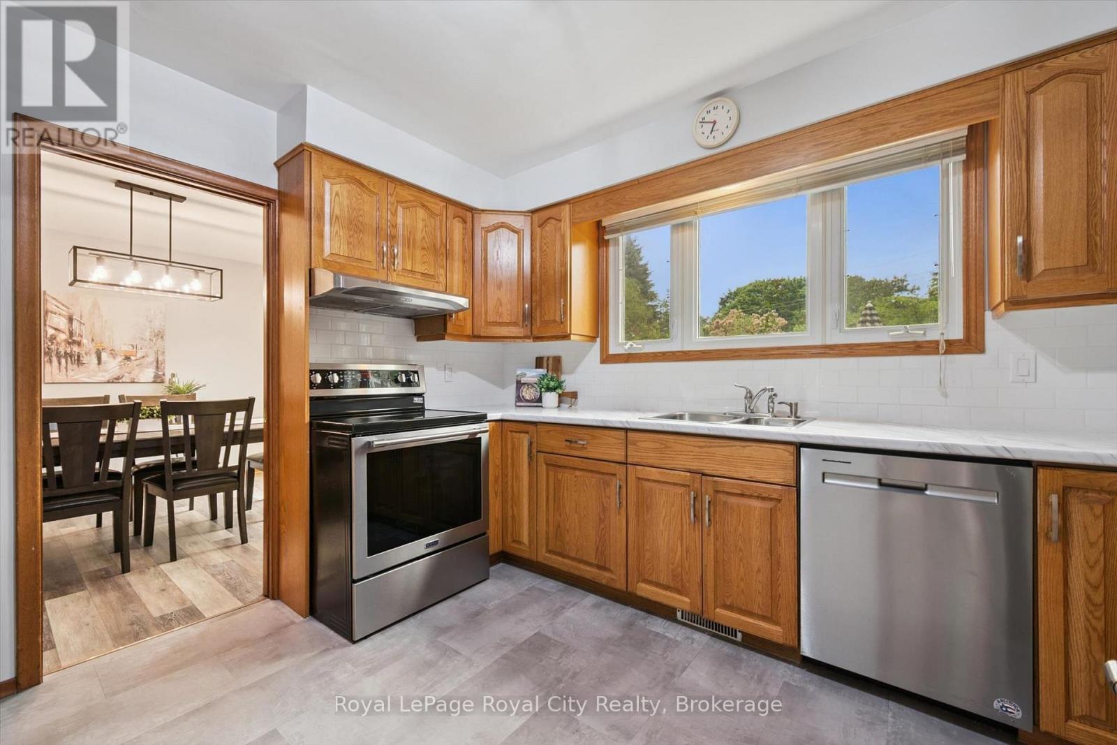 30 WESTMINSTER AVENUE - 17