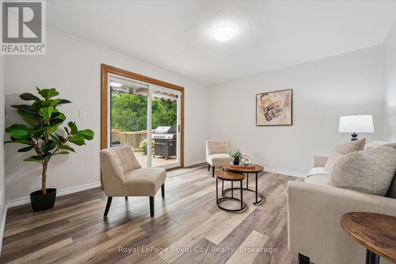30 WESTMINSTER AVENUE - 19