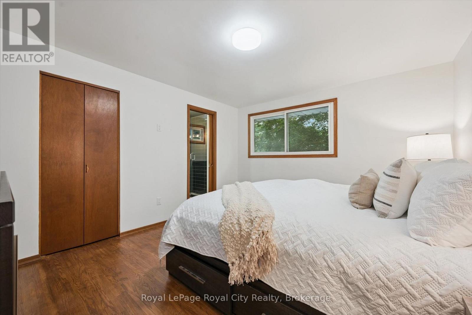 30 WESTMINSTER AVENUE - 23