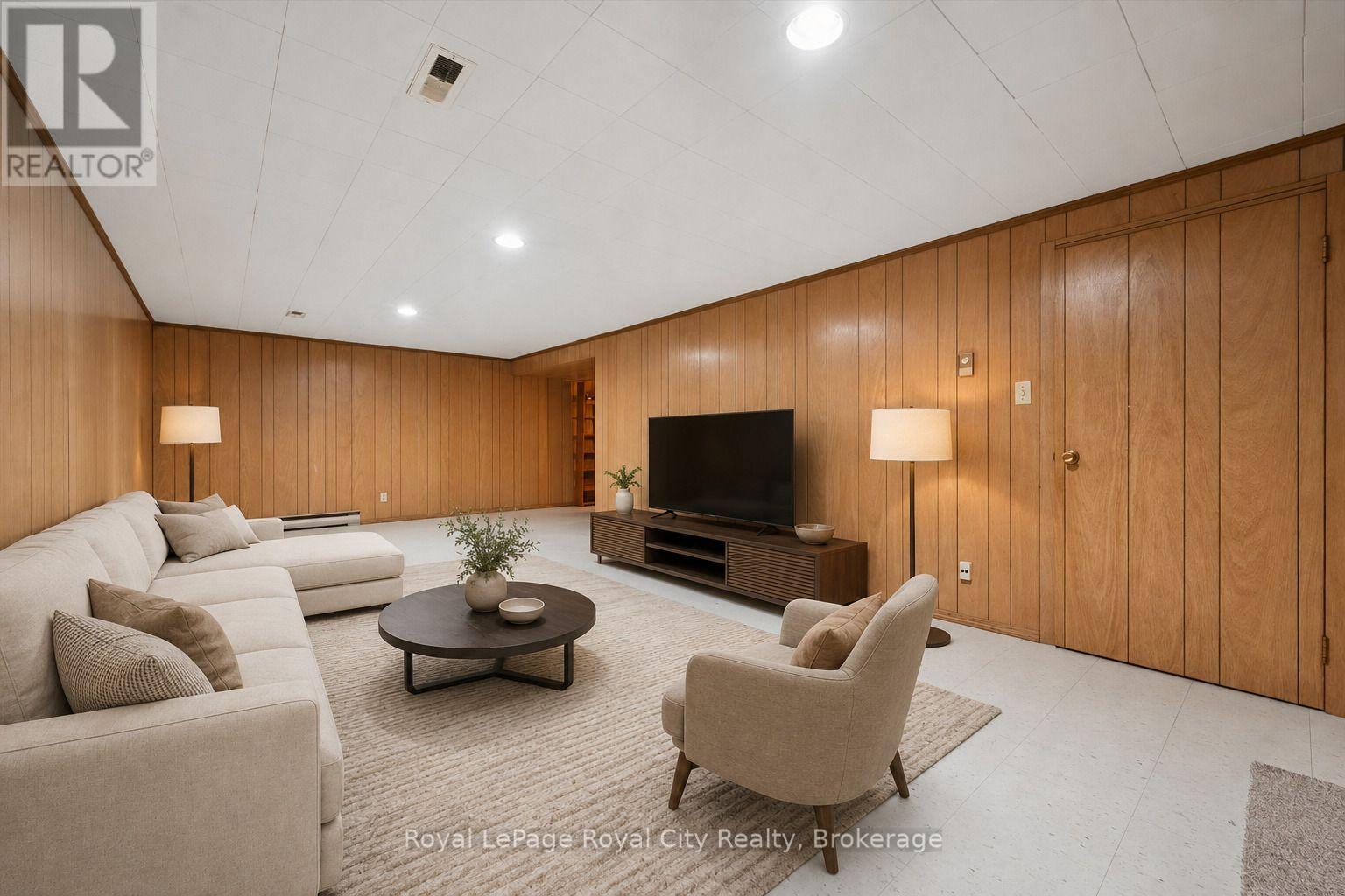 30 WESTMINSTER AVENUE - 30
