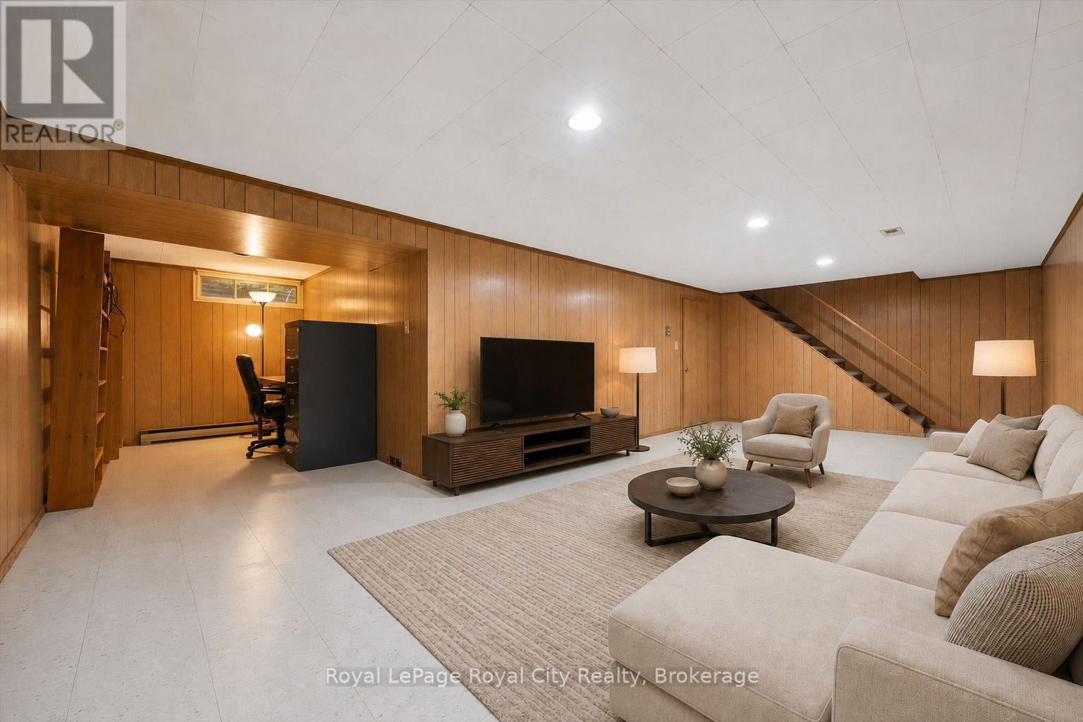 30 WESTMINSTER AVENUE - 31
