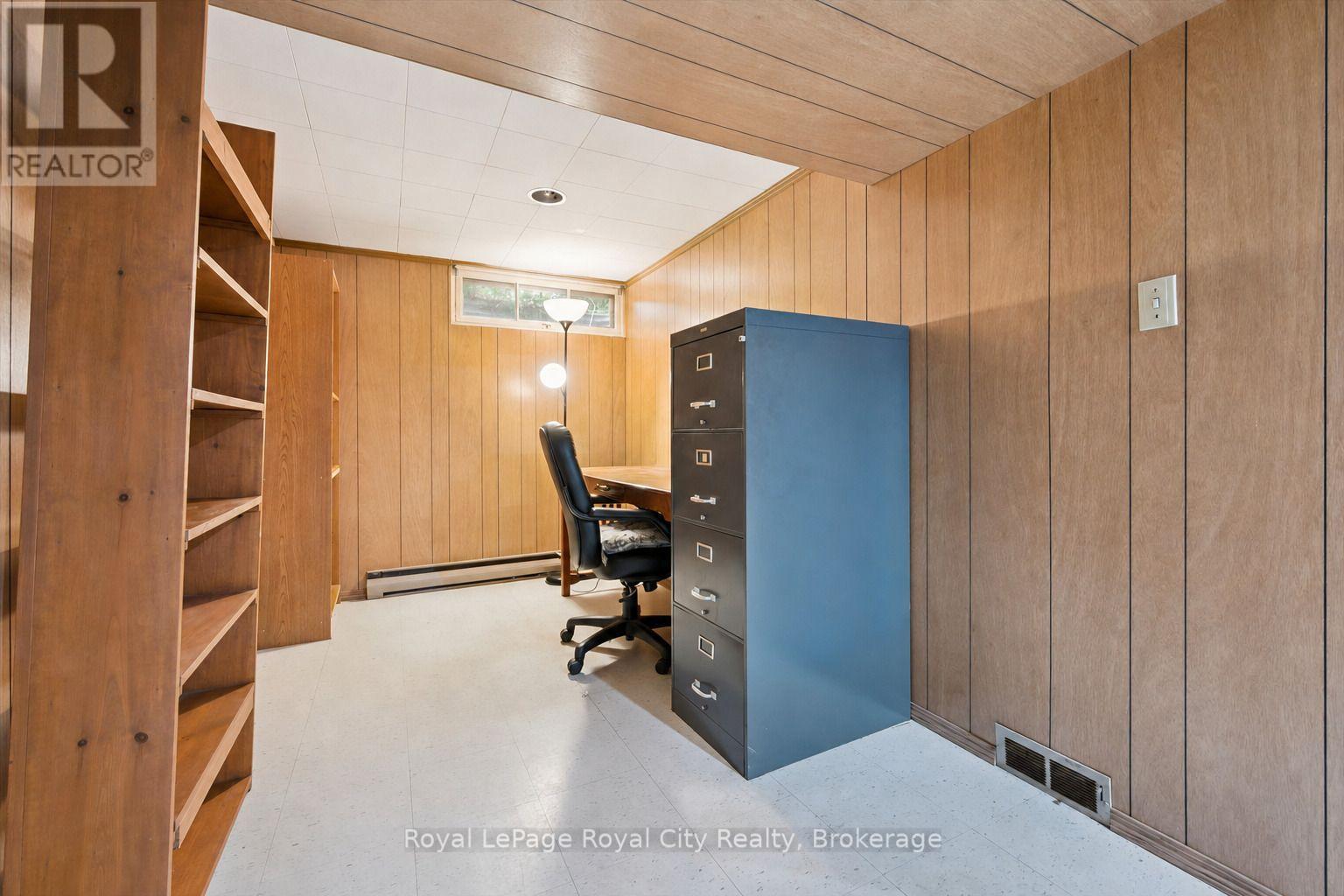 30 WESTMINSTER AVENUE - 32