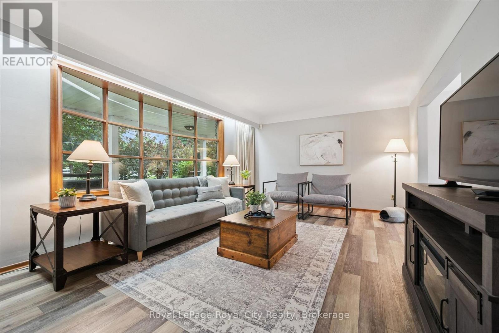 30 WESTMINSTER AVENUE - 8