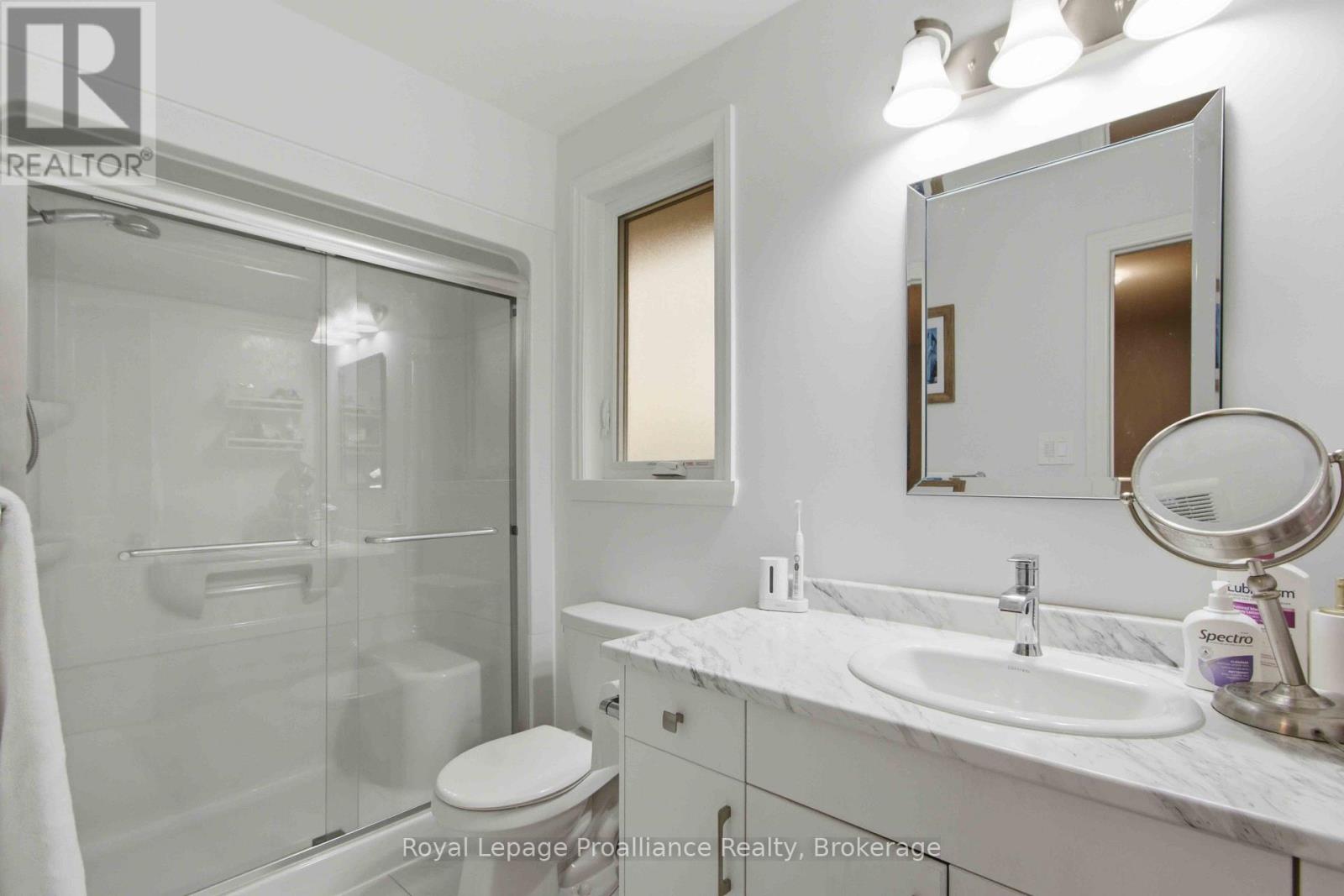 21 CEDAR PARK CRESCENT - 17