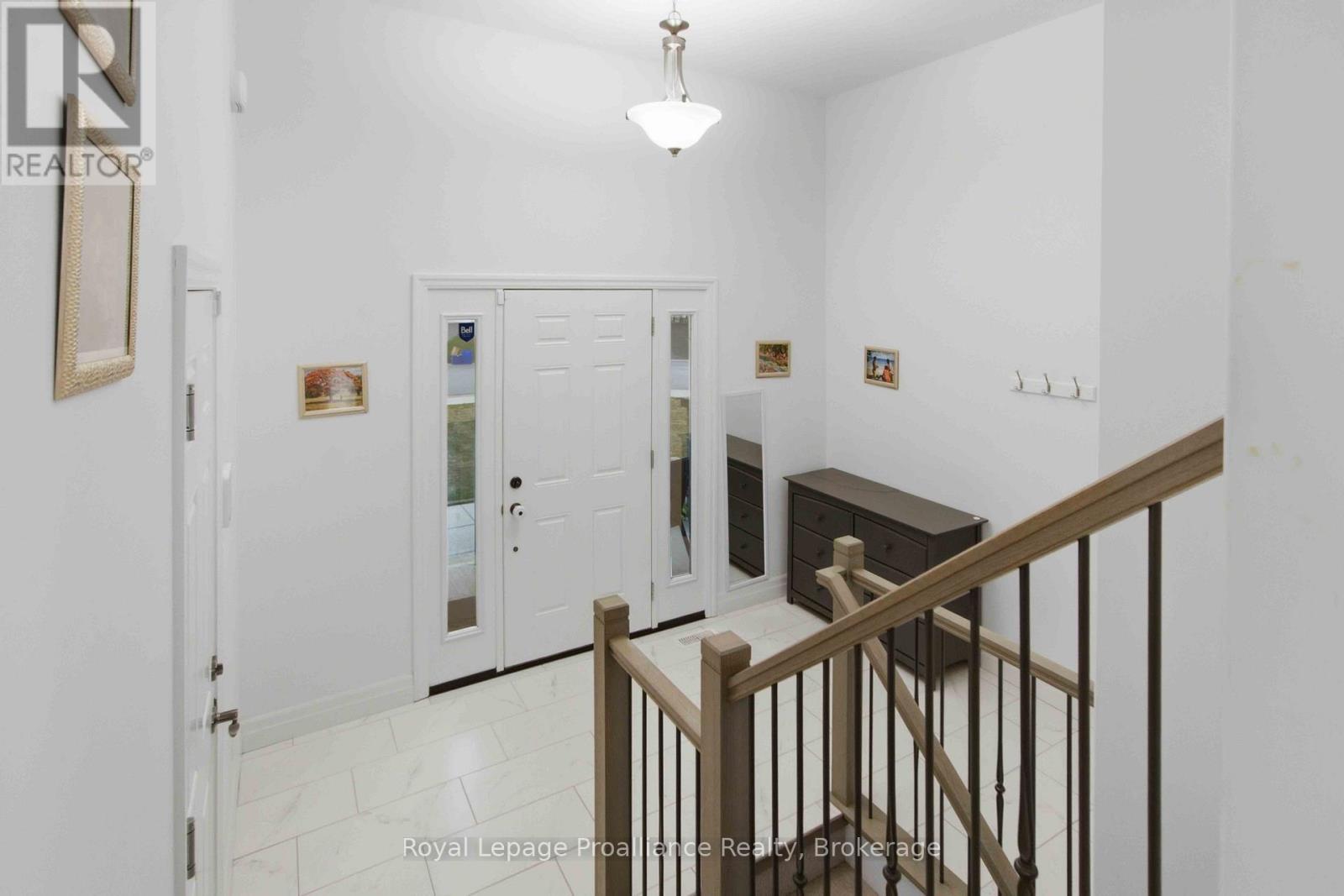 21 CEDAR PARK CRESCENT - 5