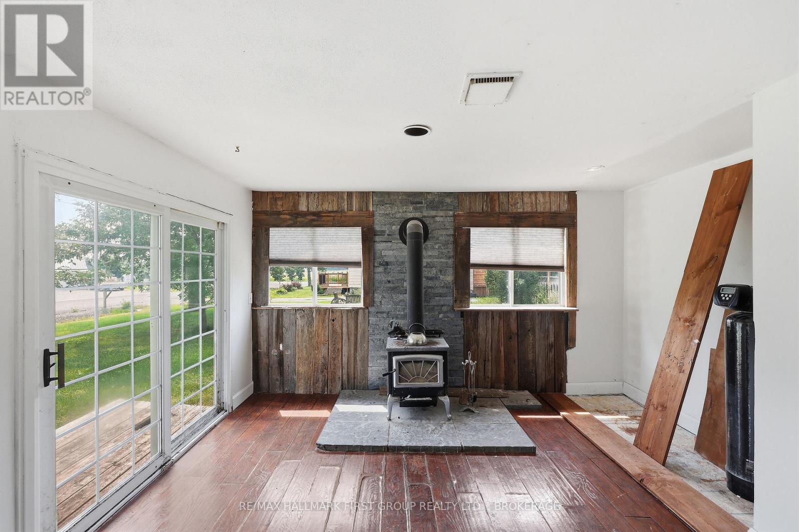 469 ABSALOM ROAD - 16