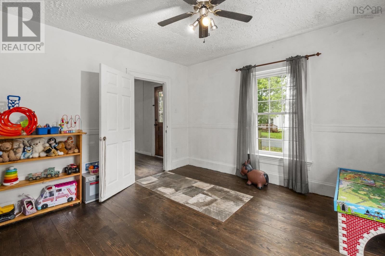1160 Woodville Road - 18