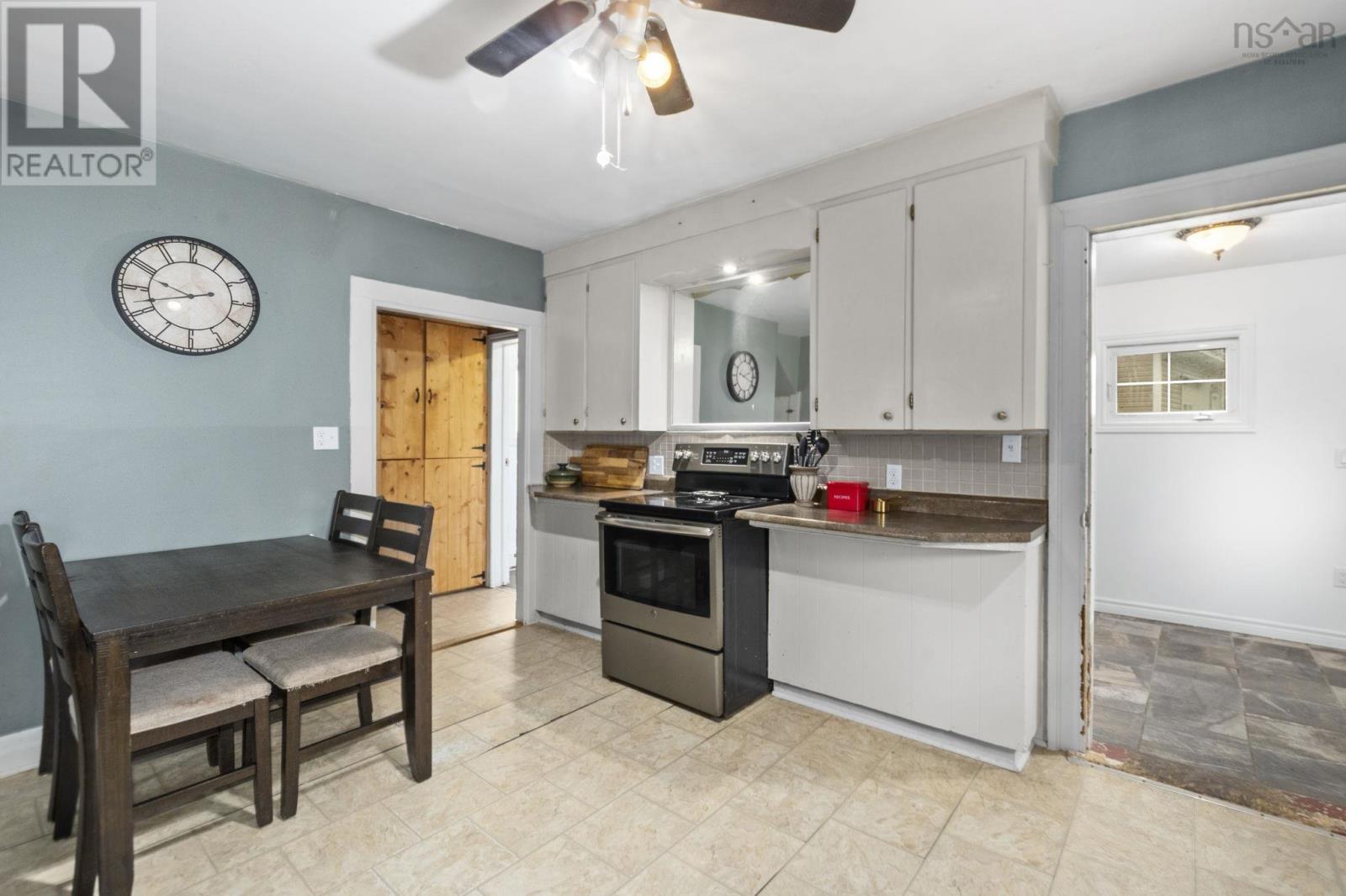 1160 Woodville Road - 10
