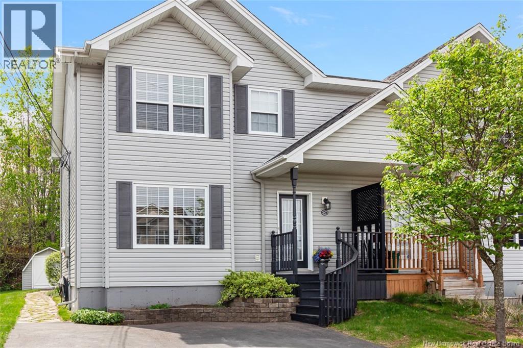 97 Merlot Crescent - 1