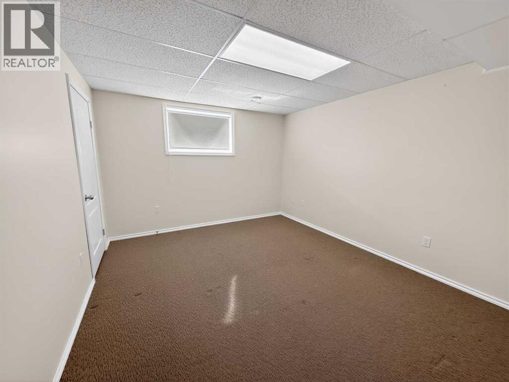 9922 110 Street - 15