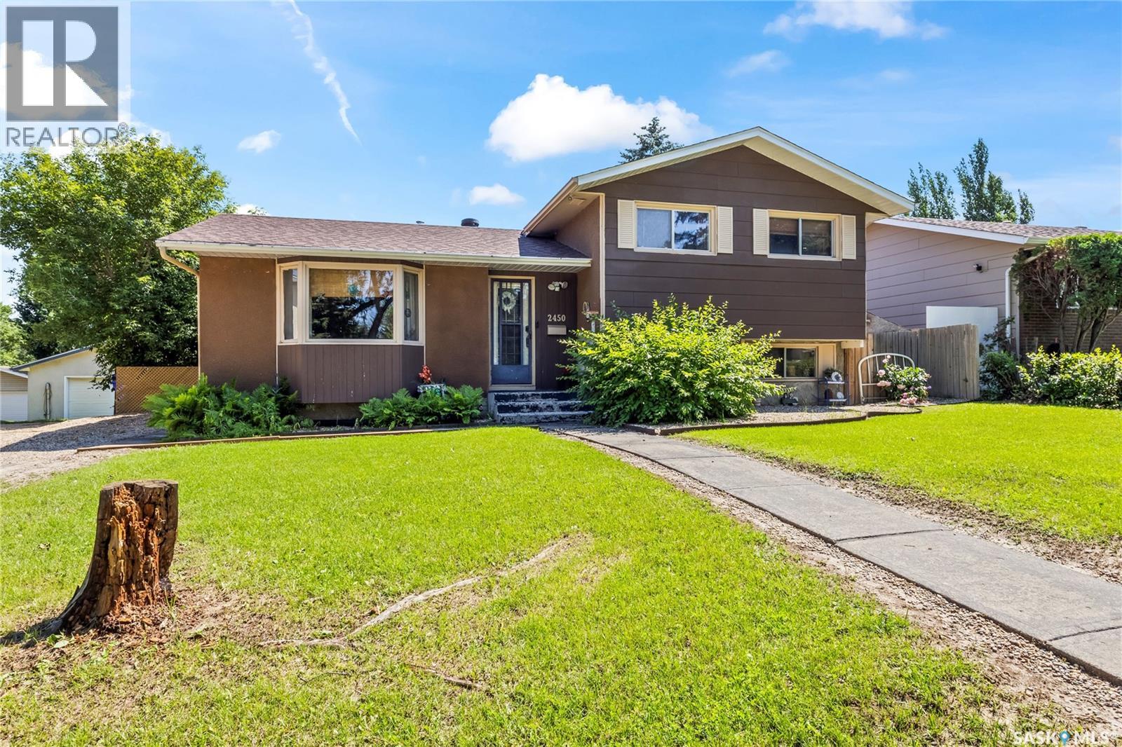 2450 15th AVENUE E - 1