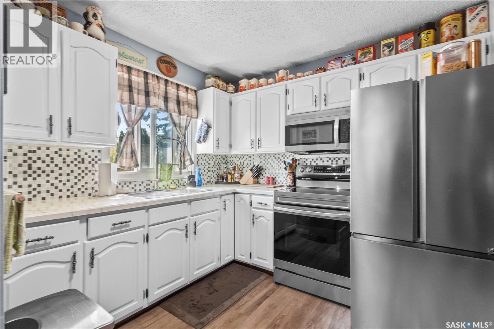 2450 15th AVENUE E - 2
