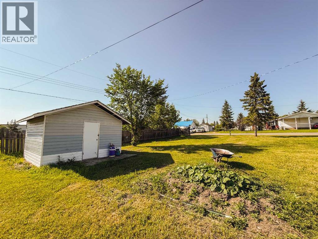 4540 48 Street - 46