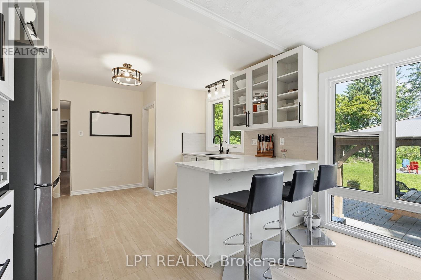 1467 MEADOW ROAD N - 11