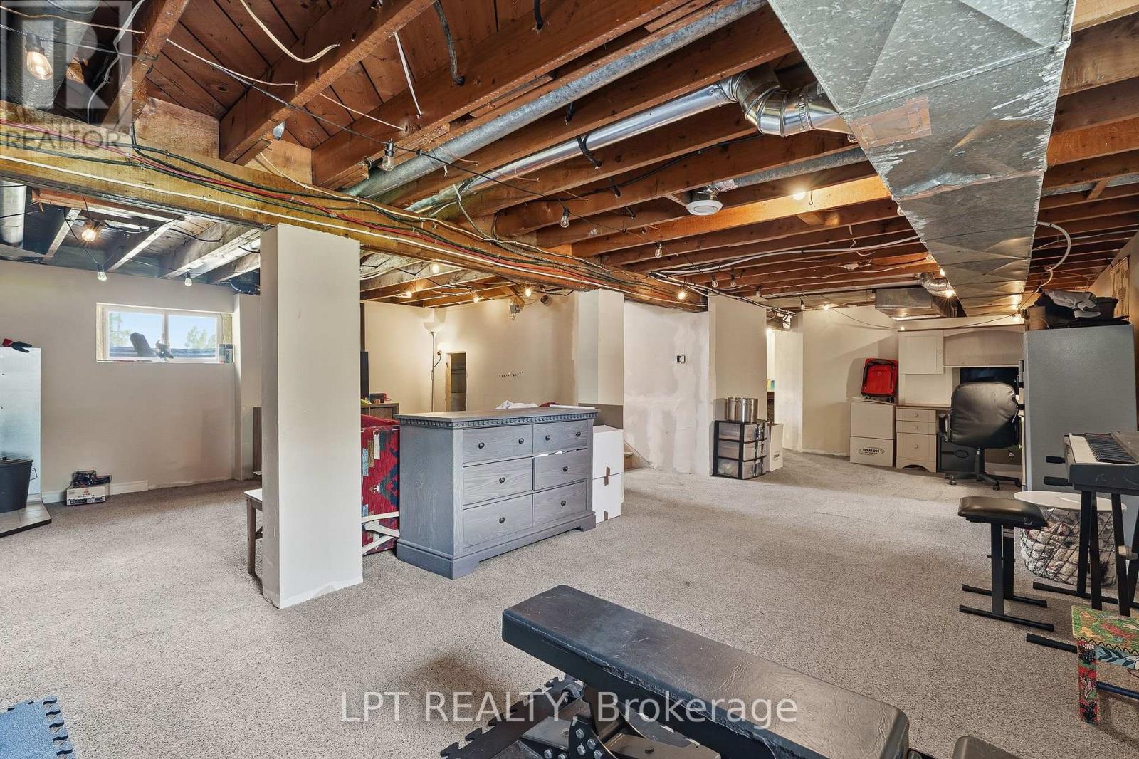 1467 MEADOW ROAD N - 22
