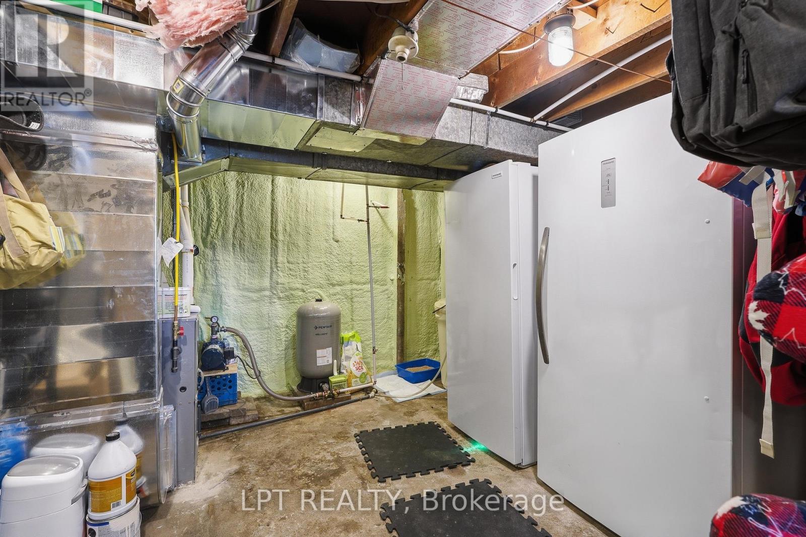 1467 MEADOW ROAD N - 26