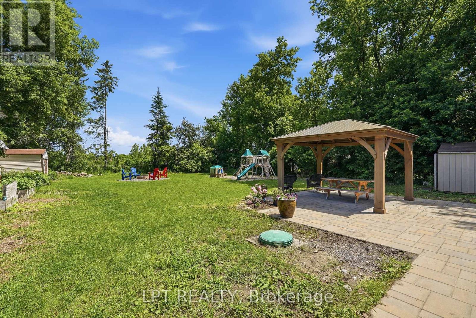 1467 MEADOW ROAD N - 29