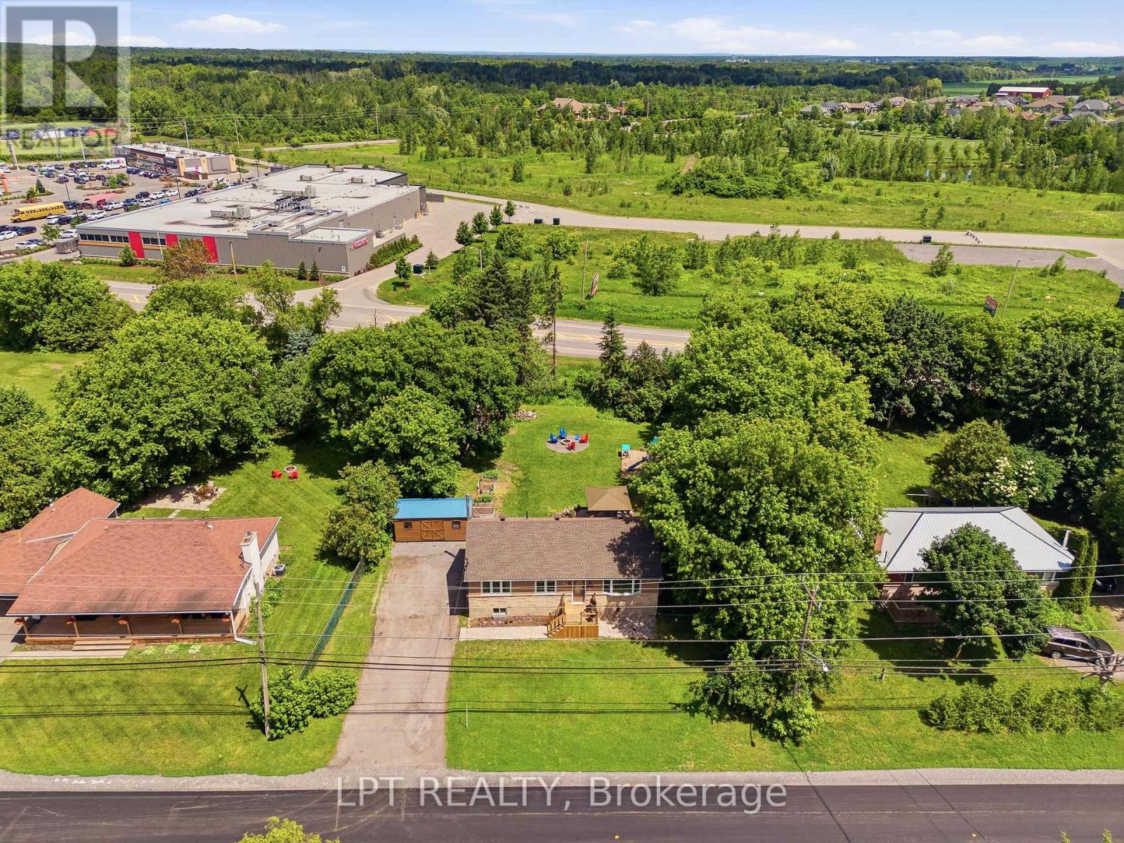 1467 MEADOW ROAD N - 31