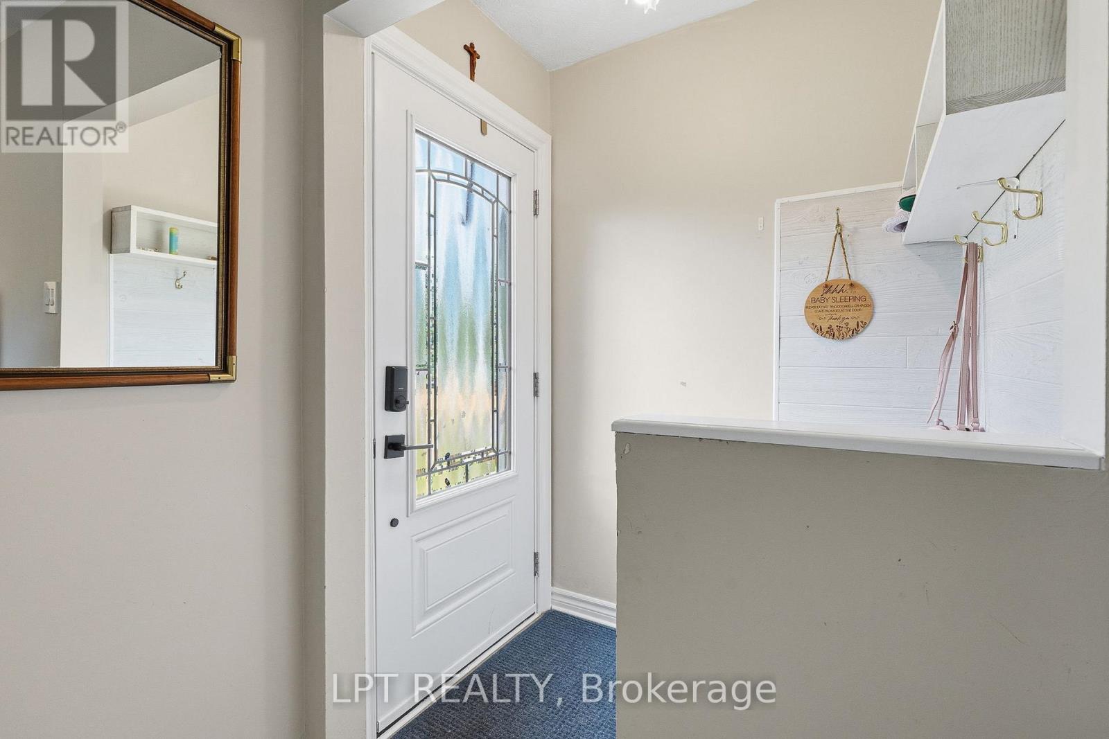1467 MEADOW ROAD N - 4