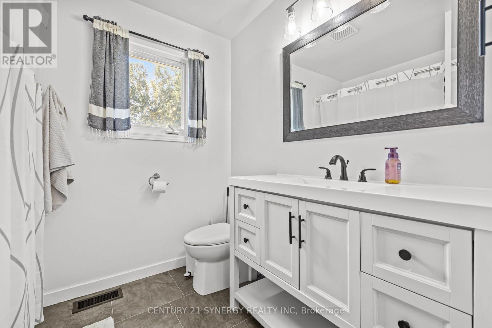 2282 ROXBOROUGH KENYON BOUNDARY ROAD - Image 25