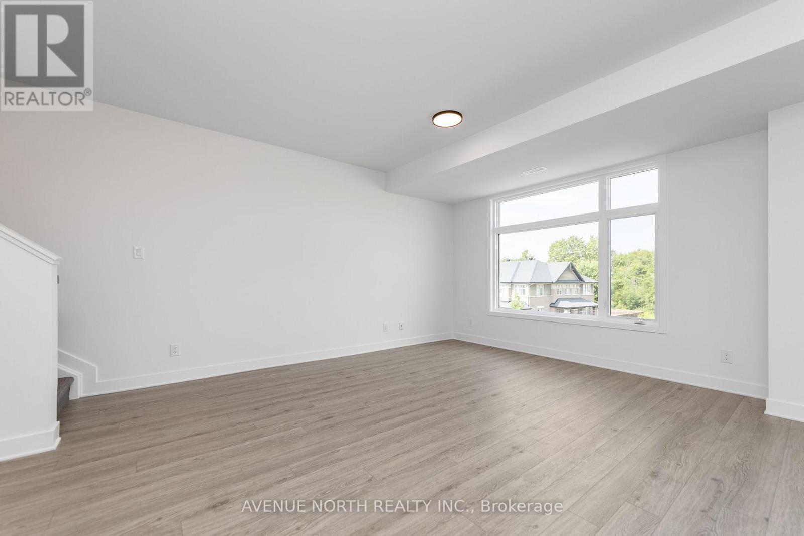 Condos for Rent in Ottawa – F – 1055 CEDAR CREEK DRIVE, Ottawa – By Peter Sagos - Image 13