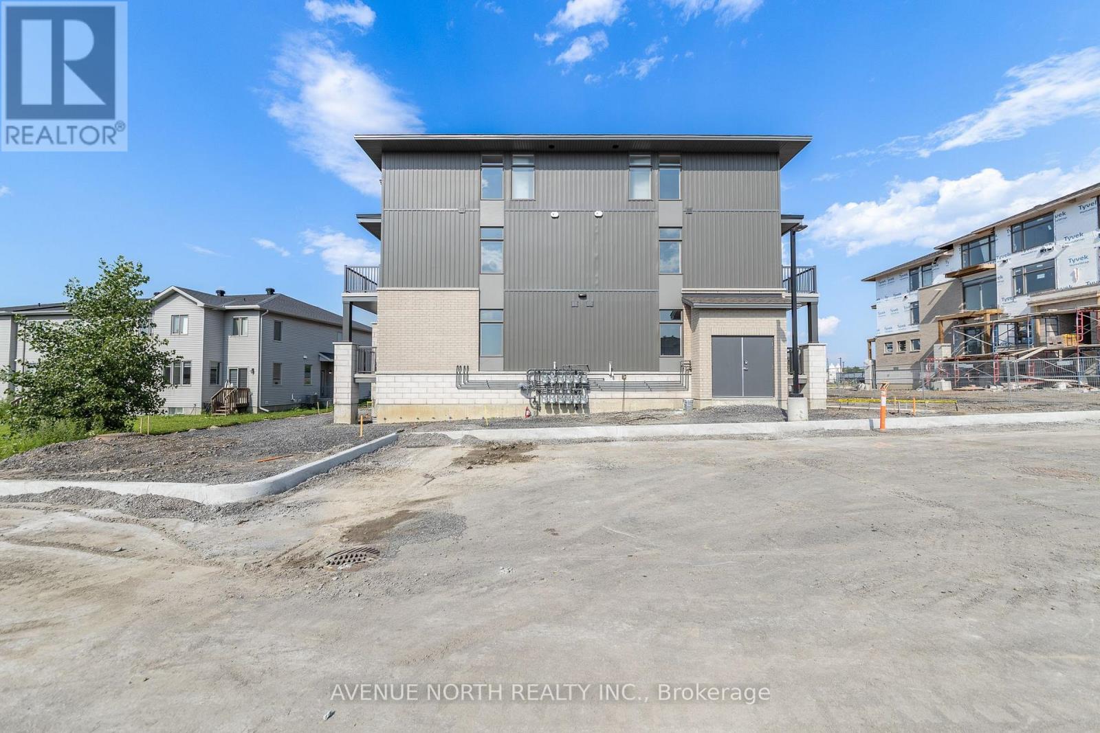 Condos for Rent in Ottawa – F – 1055 CEDAR CREEK DRIVE, Ottawa – By Peter Sagos - Image 32
