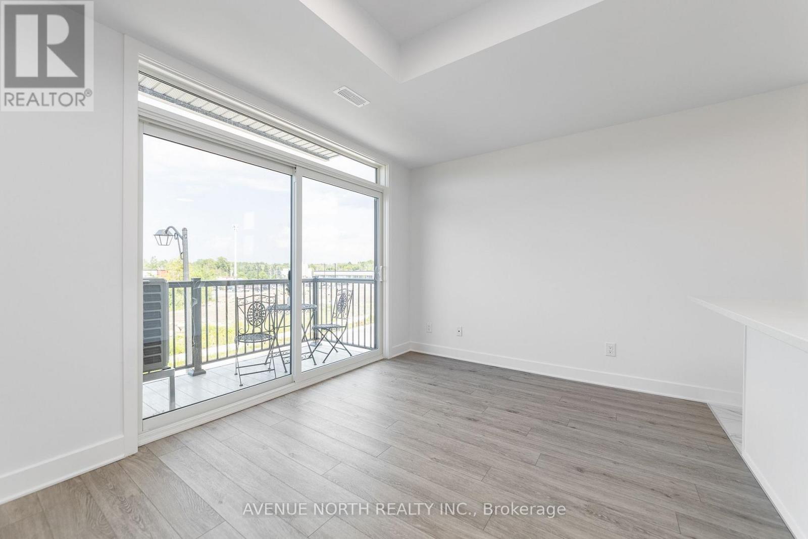 Condos for Rent in Ottawa – F – 1055 CEDAR CREEK DRIVE, Ottawa – By Peter Sagos - Image 7