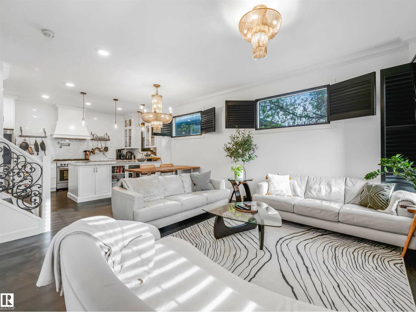 6420 106 ST NW - 6
