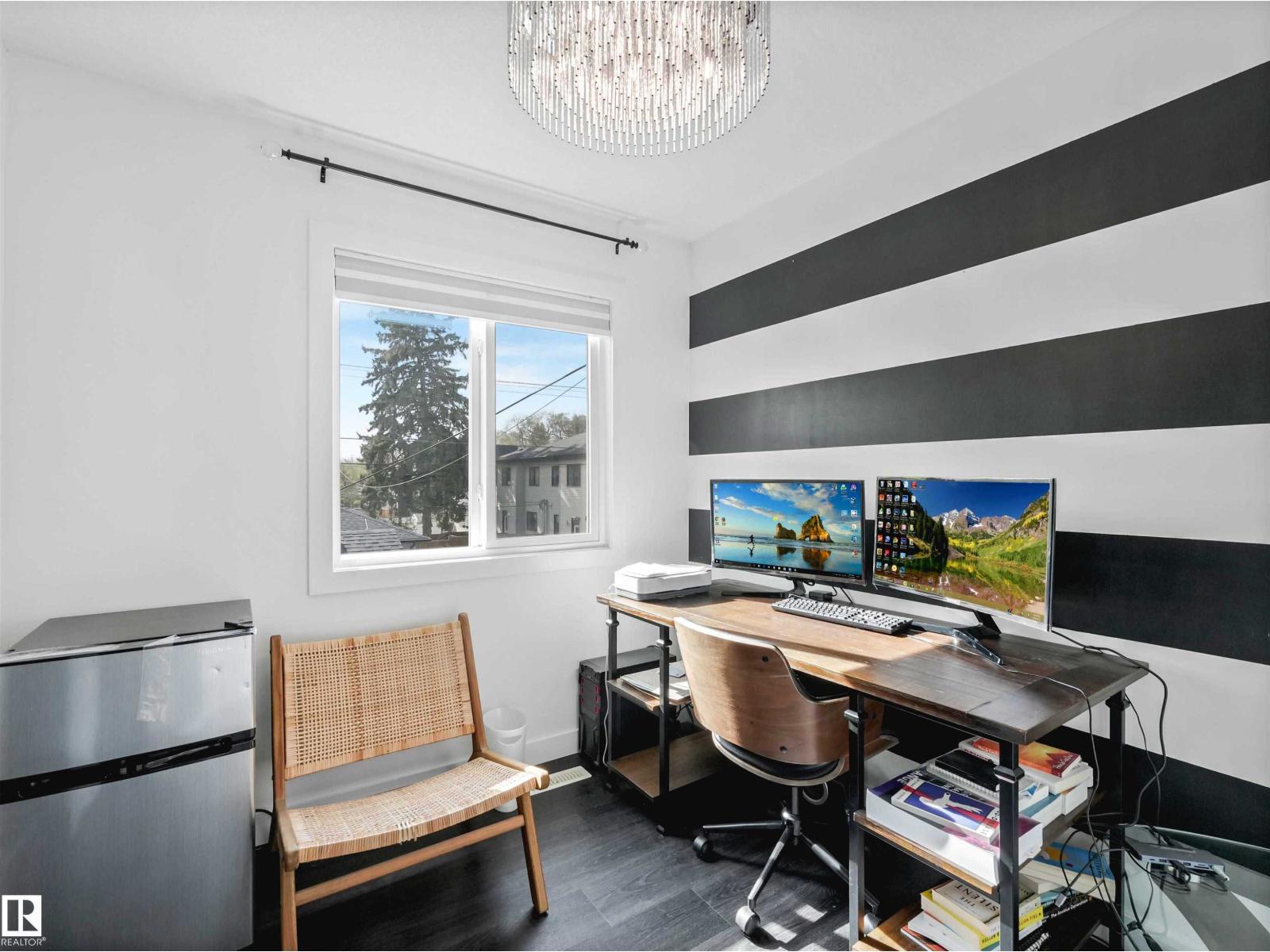 6420 106 ST NW - 36