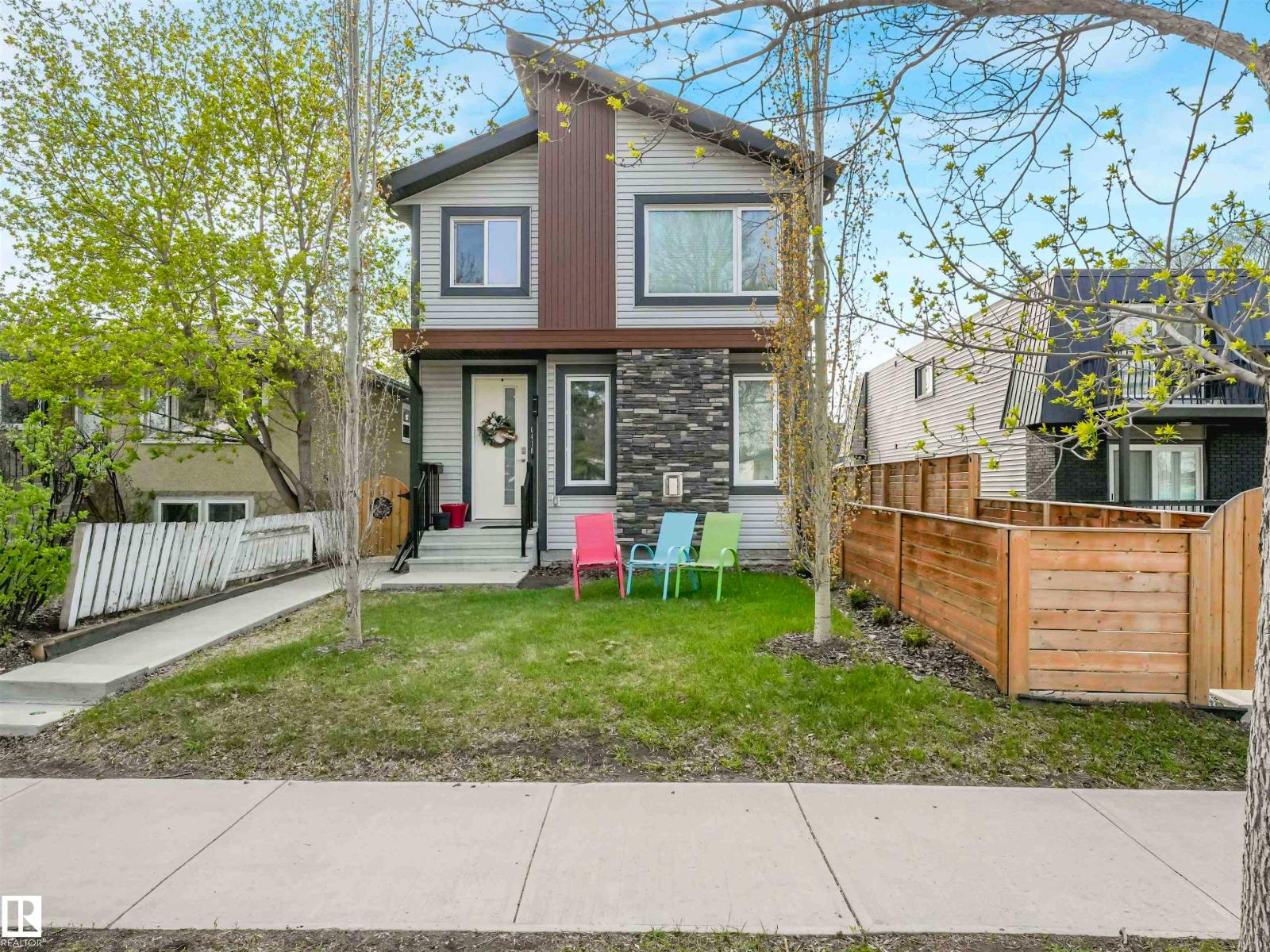 6420 106 ST NW - 2