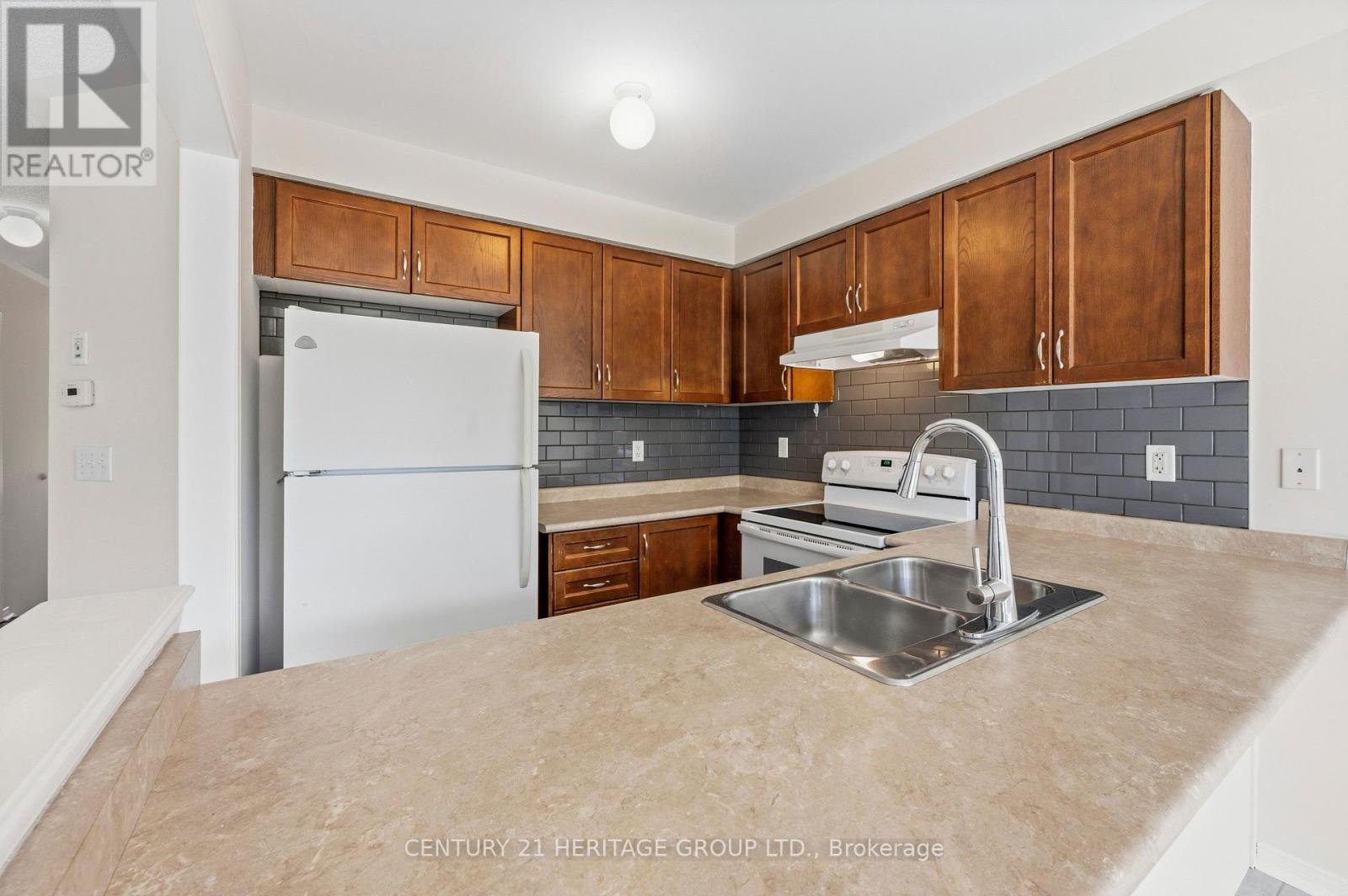 29 RUTHVEN CRESCENT - 10