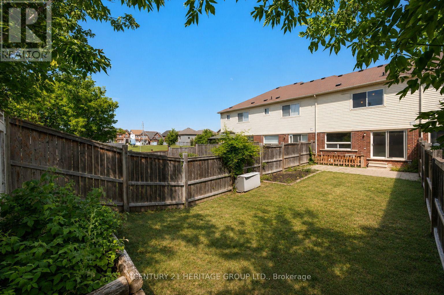 29 RUTHVEN CRESCENT - 22