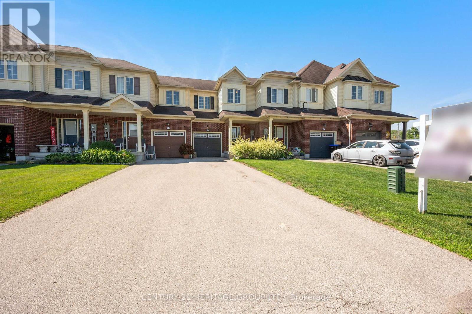 29 RUTHVEN CRESCENT - 23