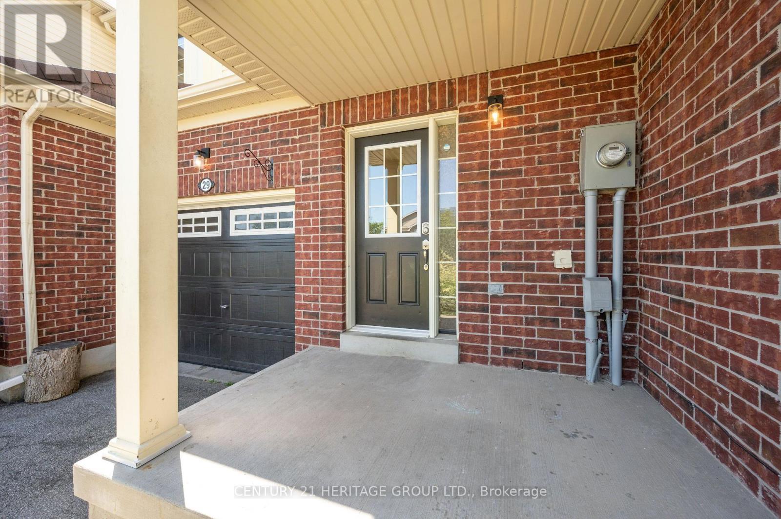 29 RUTHVEN CRESCENT - 3