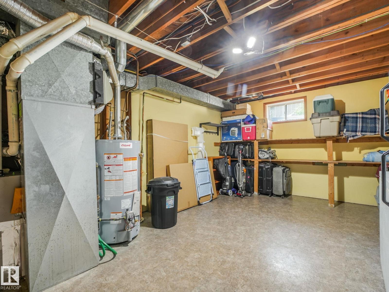 9528 54 ST NW - 65