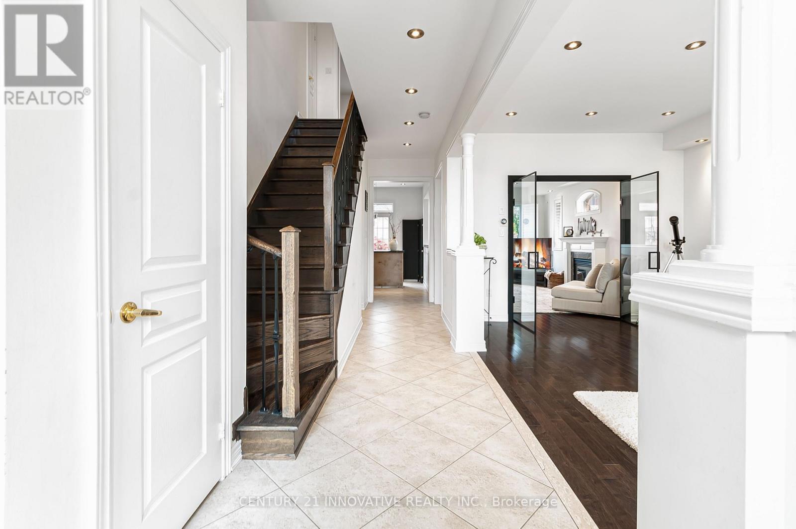 92 RIVERWALK DRIVE - 10