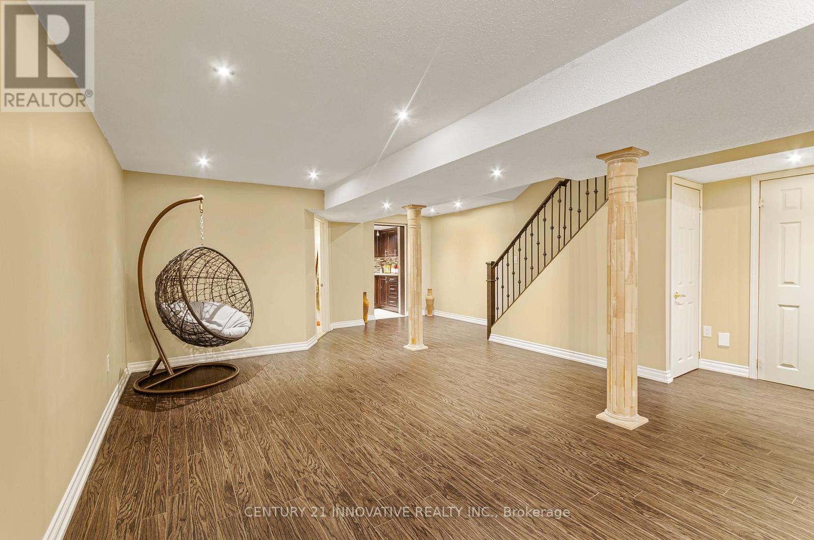 92 RIVERWALK DRIVE - 42