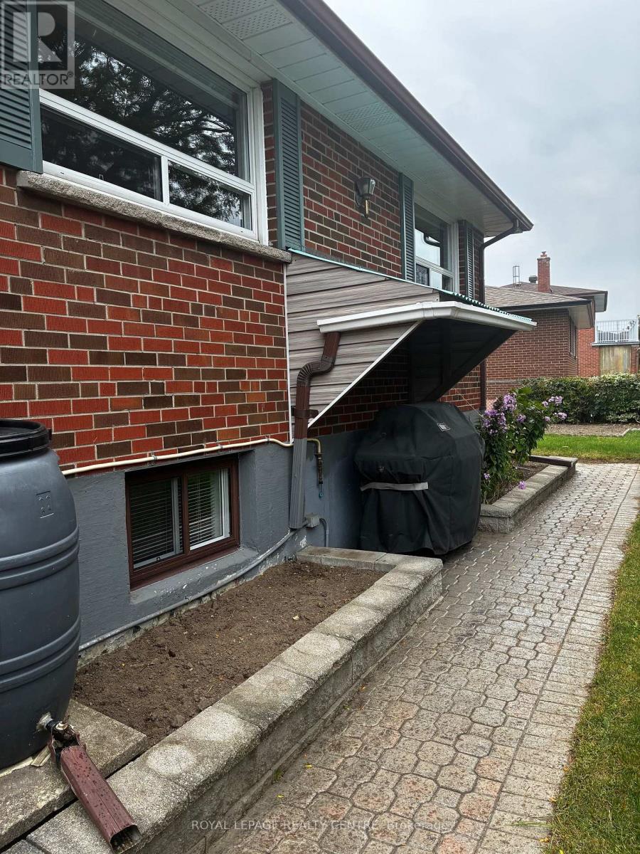 2201 CLIFF ROAD - 37