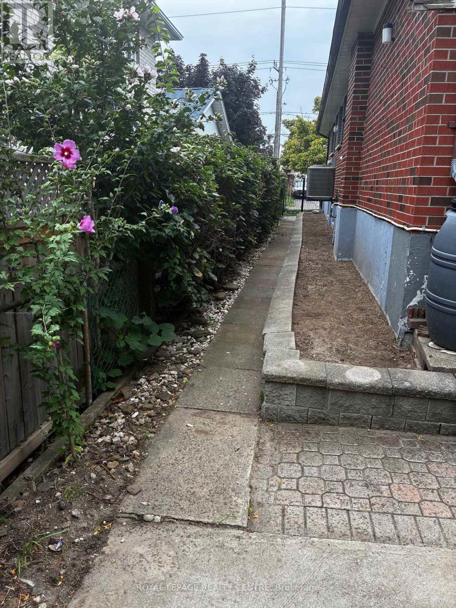 2201 CLIFF ROAD - 39