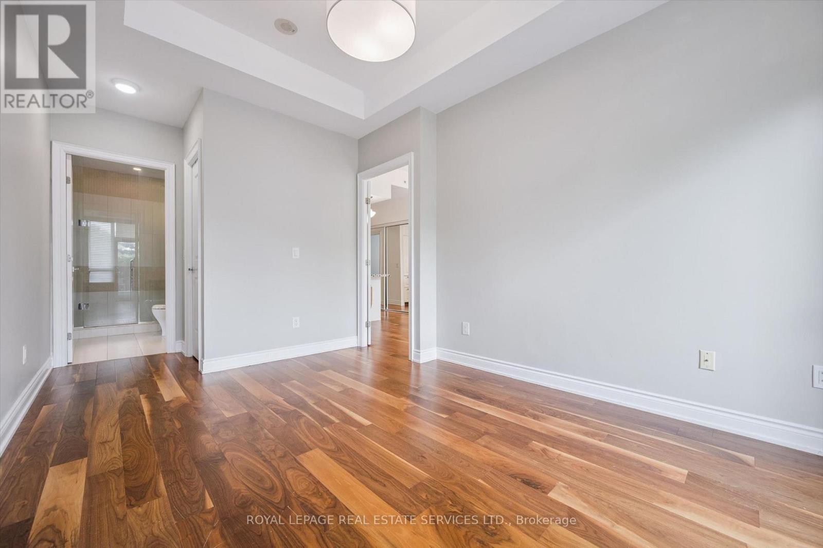 #122C 3500 LAKESHORE ROAD W - 24