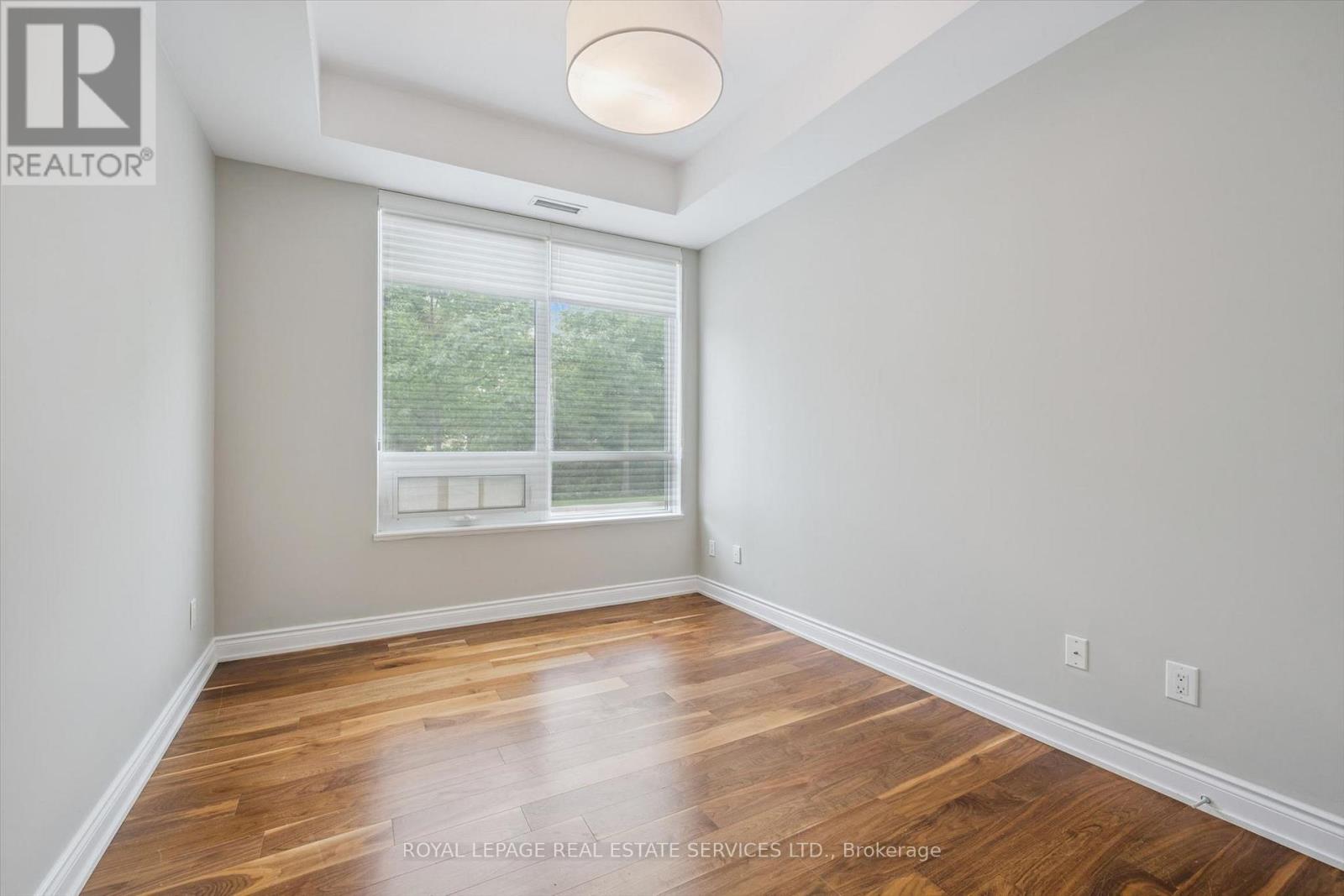 #122C 3500 LAKESHORE ROAD W - 26