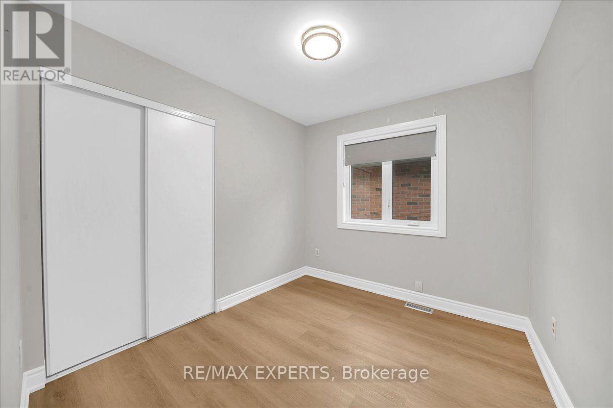 12 SILVERVALLEY DRIVE - 32