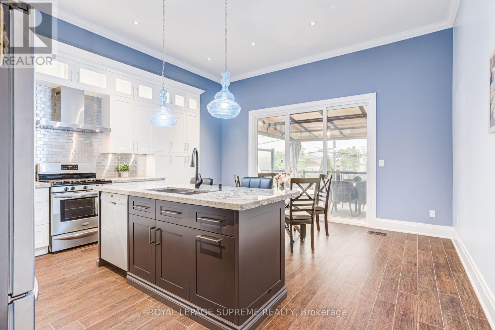 46B STRATHNAIRN AVENUE - 11