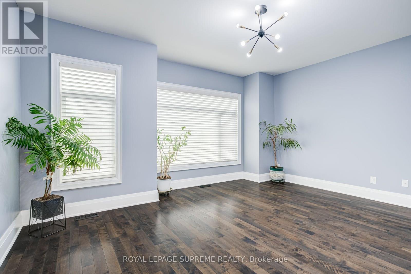 46B STRATHNAIRN AVENUE - 23