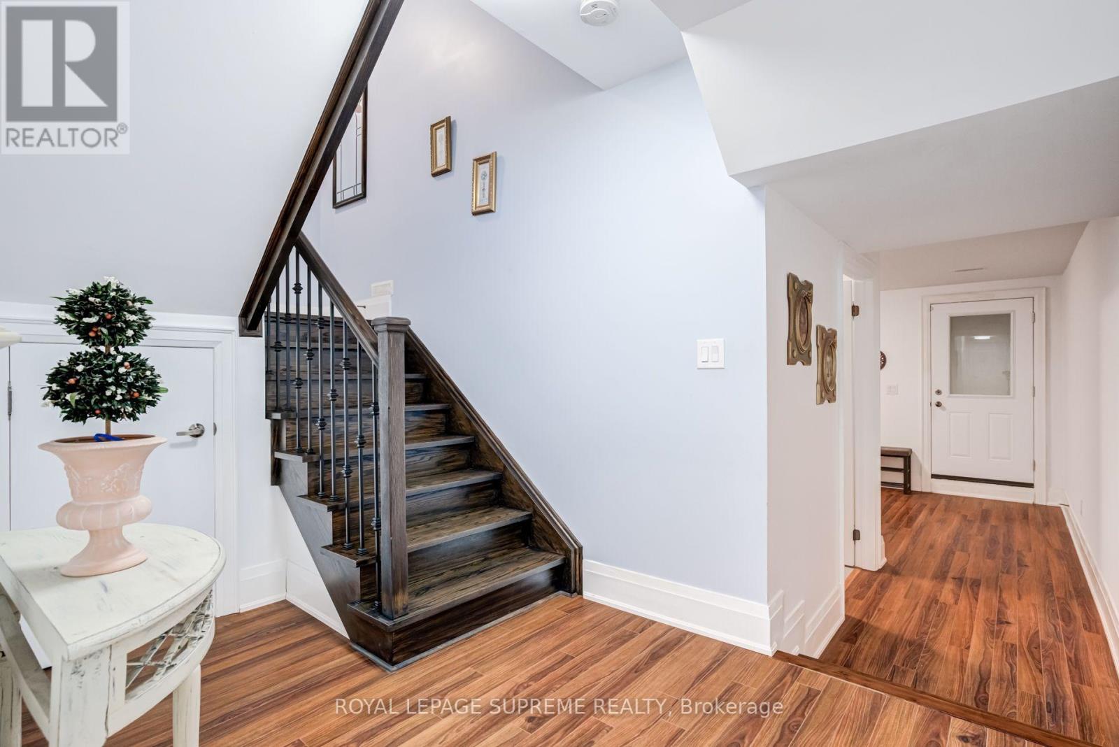 46B STRATHNAIRN AVENUE - 27