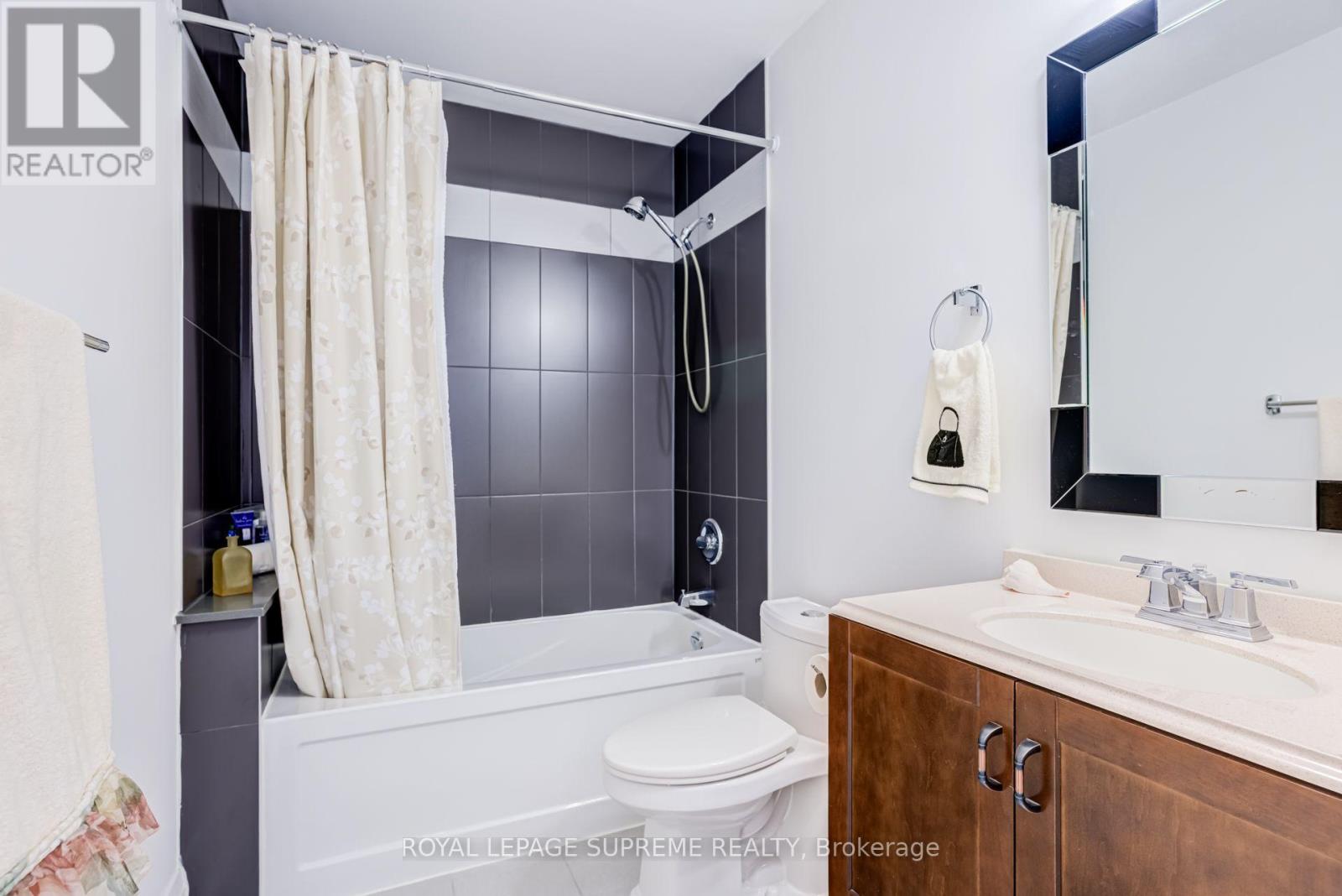 46B STRATHNAIRN AVENUE - 31