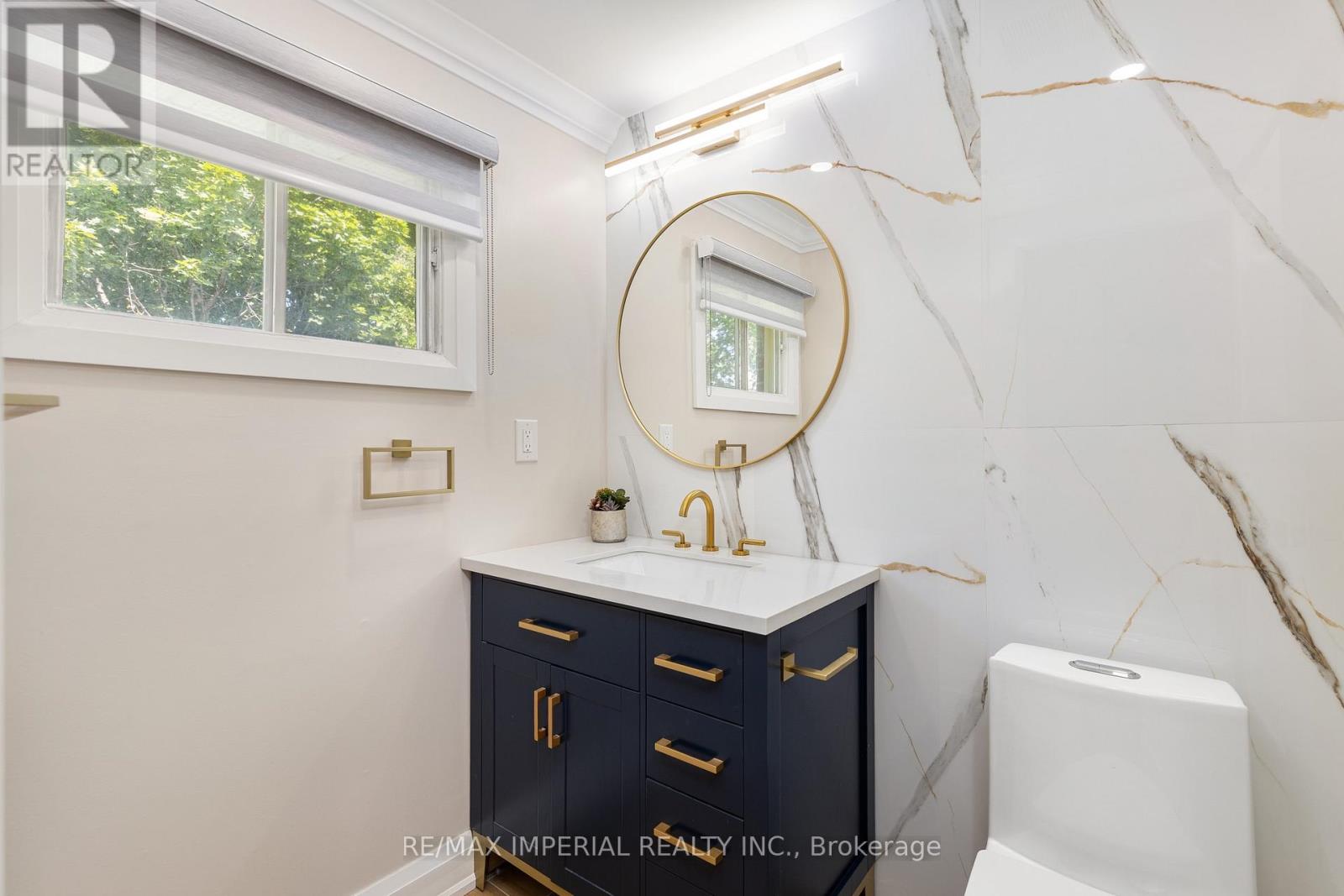 311 YOUNGSTOWN AVENUE - 30