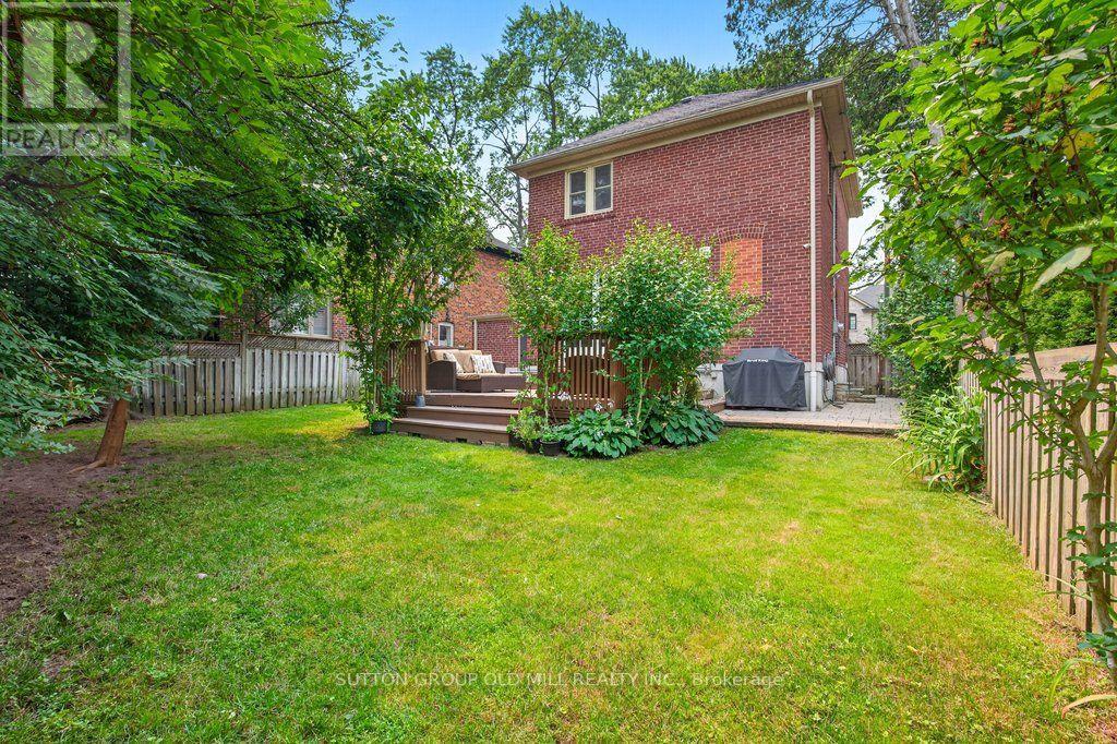 122 STRATH AVENUE - 27